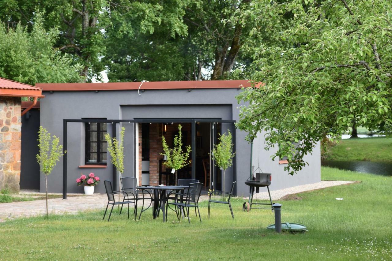 Dom Ogrodnika Guest House Biala Olecka Exterior photo